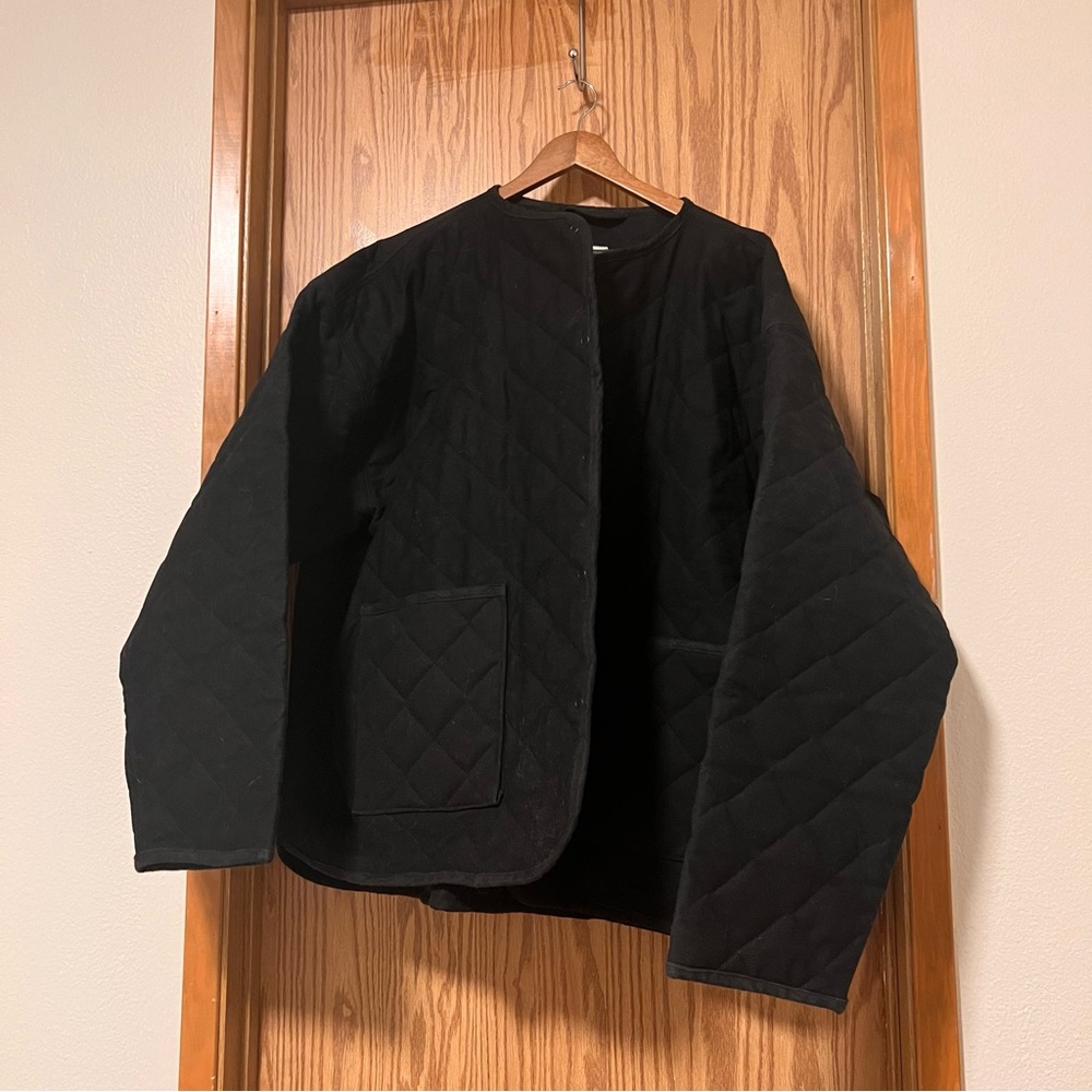 Seek Shelter Milo coat in organic cotton canvas with poly batting, black
Size 3X